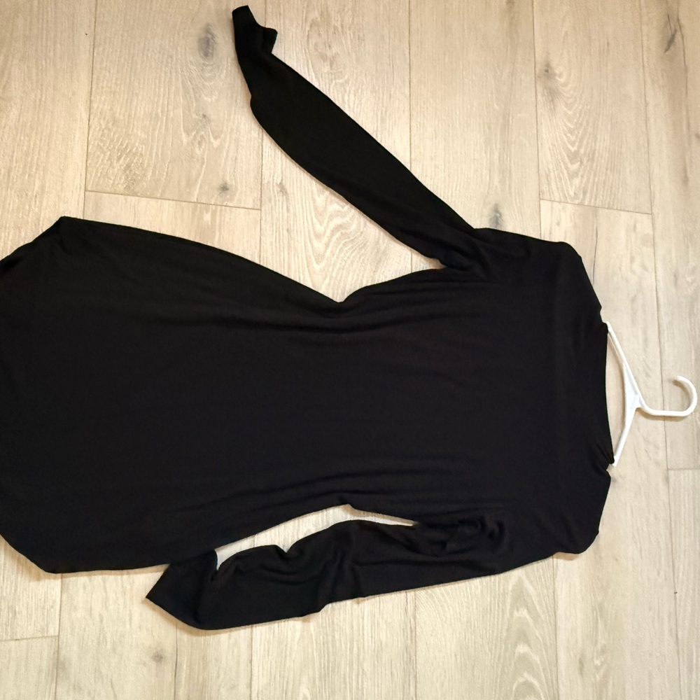 Elegant Black Long Sleeve Dress